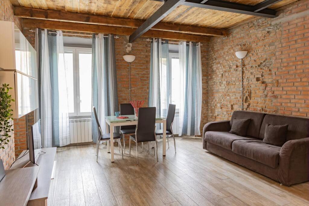 Canonica Brick Apartment ミラノ エクステリア 写真