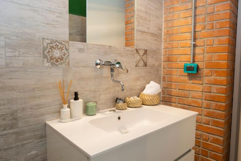 Canonica Brick Apartment ミラノ エクステリア 写真