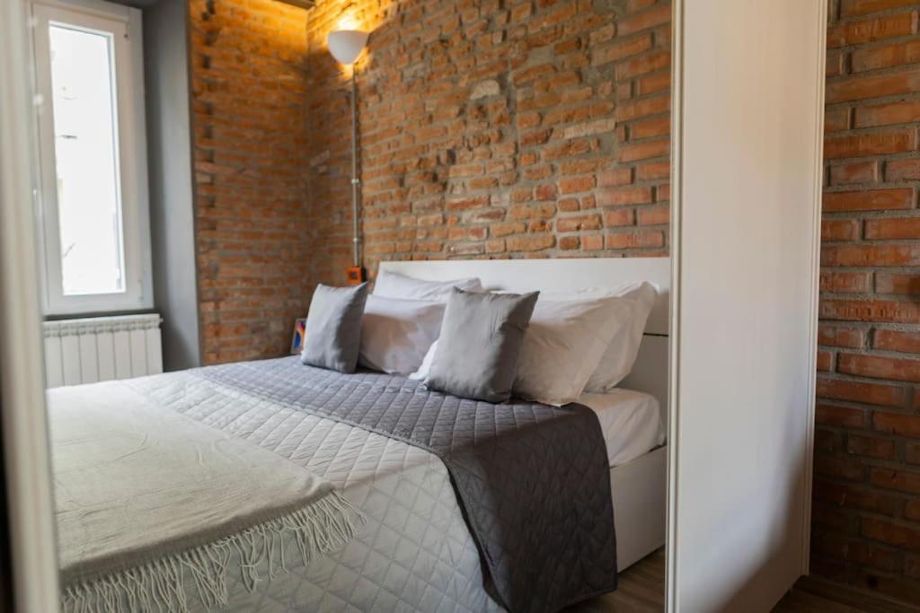 Canonica Brick Apartment ミラノ エクステリア 写真